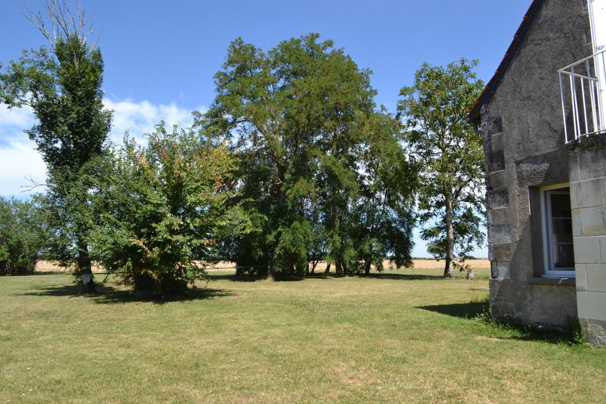 Escale A Villeperdue Chambre Neringa Saint-Epain ภายนอก รูปภาพ